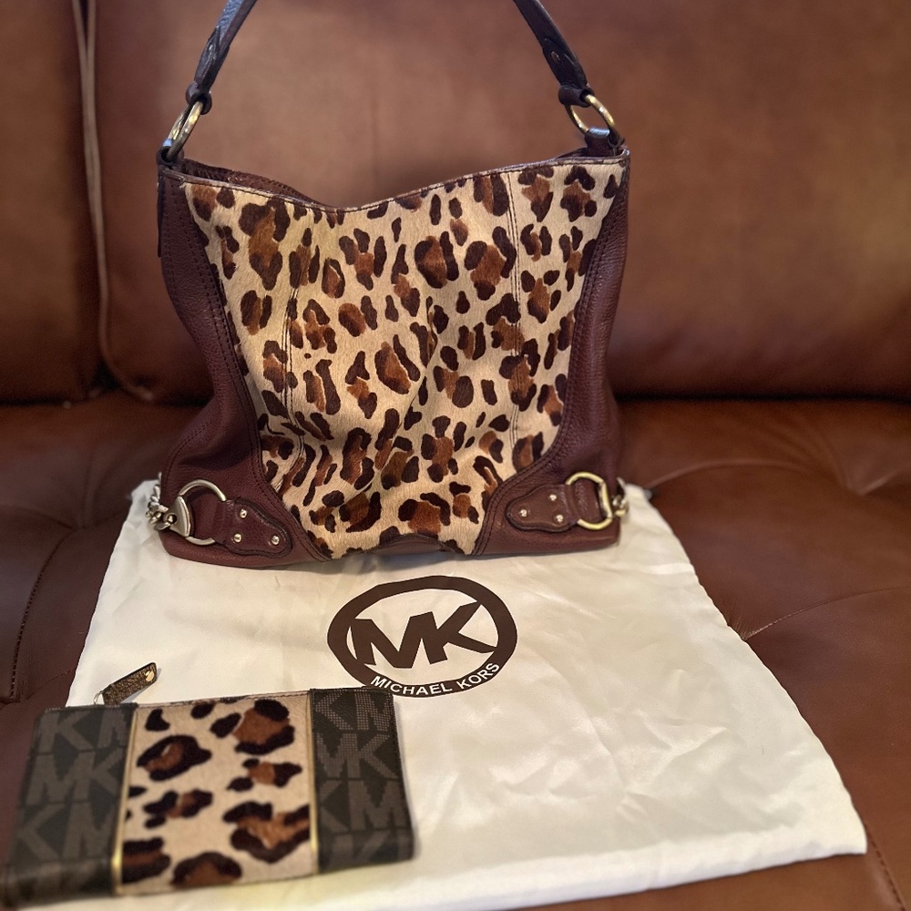 Michael Kors Purse and Matching wallet
